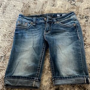 Miss Me Bermuda blue Jean shorts. Size 27